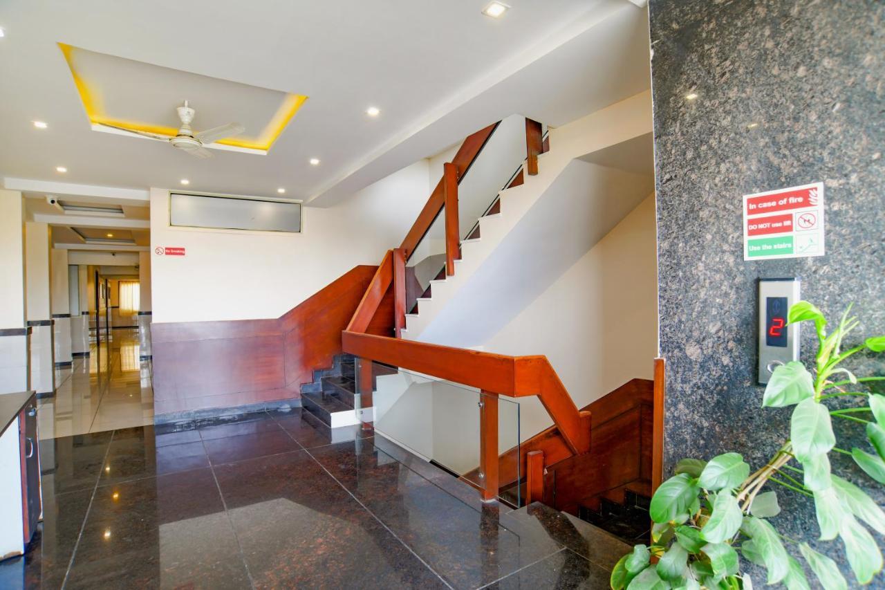 Fabhotel Grand Raj Indore Bagian luar foto